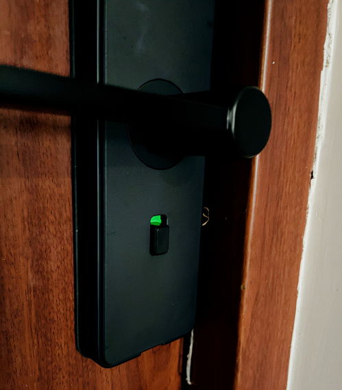 自從安裝了VOC智能門鎖X6，出門再也不怕忘記帶鑰匙了